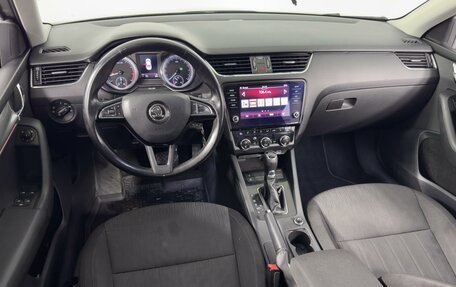 Skoda Octavia, 2017 год, 1 837 900 рублей, 6 фотография