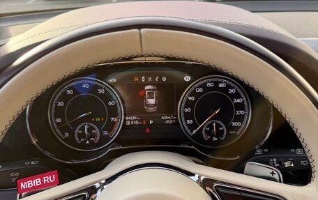 Bentley Bentayga I, 2018 год, 10 500 000 рублей, 8 фотография