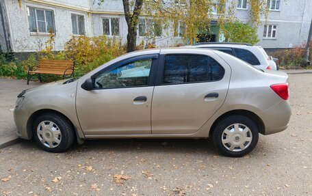 Renault Logan II, 2018 год, 570 000 рублей, 3 фотография