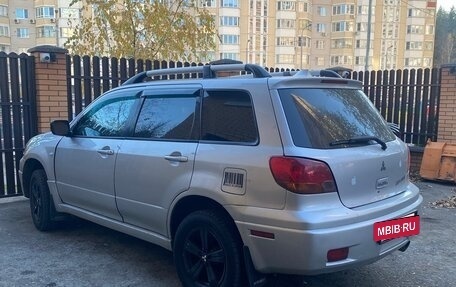Mitsubishi Outlander III рестайлинг 3, 2003 год, 450 000 рублей, 6 фотография