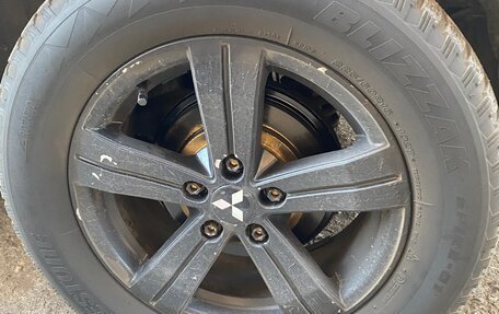 Mitsubishi Outlander III рестайлинг 3, 2003 год, 450 000 рублей, 8 фотография