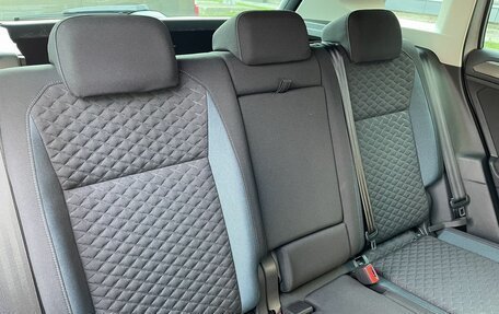 Volkswagen Tiguan II, 2019 год, 2 680 000 рублей, 11 фотография