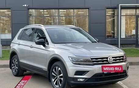 Volkswagen Tiguan II, 2019 год, 2 680 000 рублей, 3 фотография