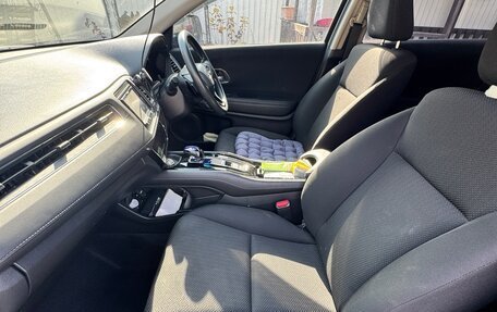 Honda Vezel, 2017 год, 1 590 000 рублей, 10 фотография