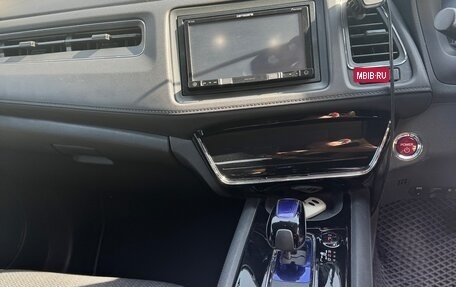 Honda Vezel, 2017 год, 1 590 000 рублей, 13 фотография