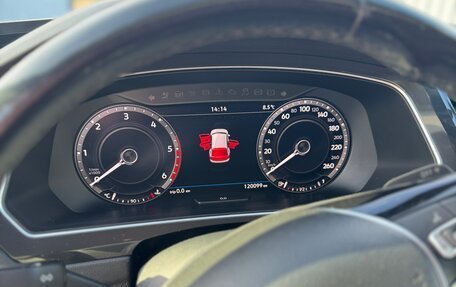Volkswagen Tiguan II, 2018 год, 2 650 000 рублей, 7 фотография