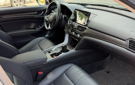 Honda Accord IX рестайлинг, 2019 год, 2 500 000 рублей, 4 фотография