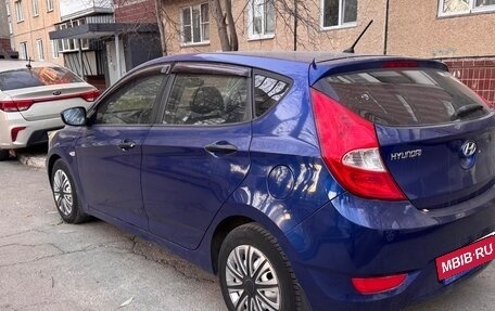 Hyundai Solaris II рестайлинг, 2012 год, 720 000 рублей, 3 фотография