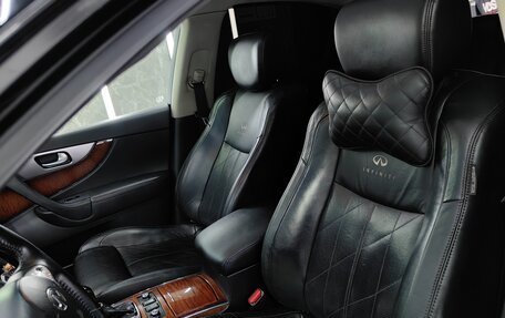 Infiniti FX II, 2011 год, 1 980 000 рублей, 10 фотография