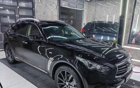 Infiniti FX II, 2011 год, 1 980 000 рублей, 3 фотография