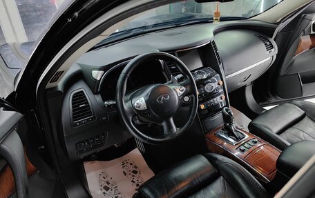 Infiniti FX II, 2011 год, 1 980 000 рублей, 2 фотография