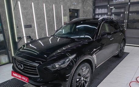 Infiniti FX II, 2011 год, 1 980 000 рублей, 6 фотография