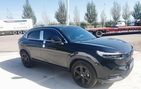 Honda Vezel, 2025 год, 2 420 000 рублей, 4 фотография