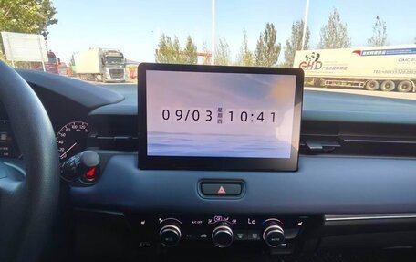 Honda Vezel, 2025 год, 2 420 000 рублей, 10 фотография