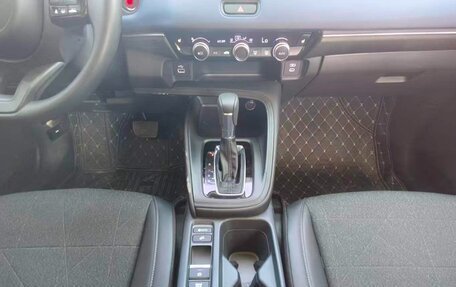 Honda Vezel, 2025 год, 2 420 000 рублей, 8 фотография