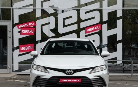 Toyota Camry, 2021 год, 3 220 000 рублей, 3 фотография