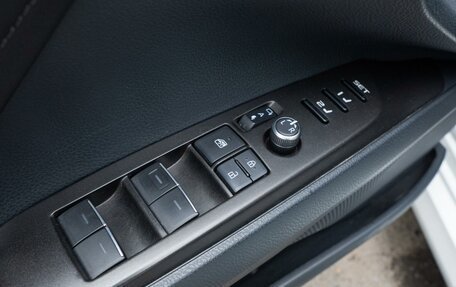 Toyota Camry, 2021 год, 3 220 000 рублей, 21 фотография