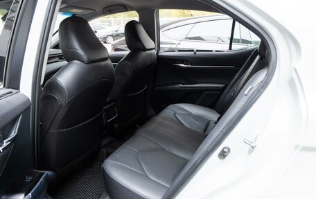 Toyota Camry, 2021 год, 3 220 000 рублей, 11 фотография