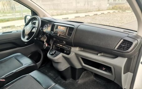 Peugeot Expert, 2019 год, 1 680 000 рублей, 25 фотография