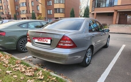 Mercedes-Benz C-Класс, 2003 год, 550 000 рублей, 2 фотография