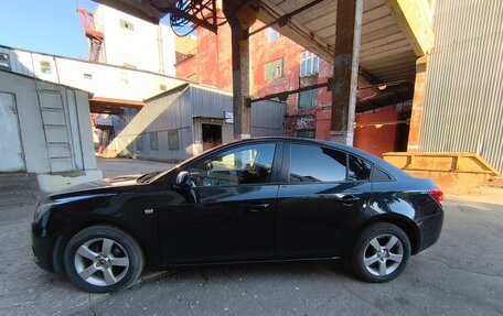 Chevrolet Cruze II, 2011 год, 550 000 рублей, 4 фотография
