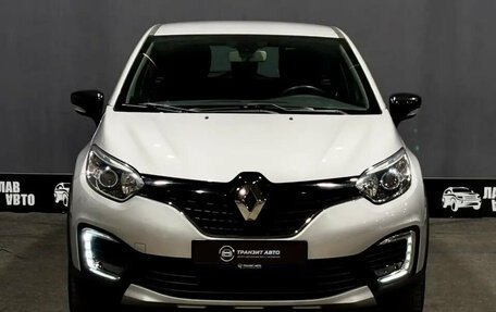 Renault Kaptur I рестайлинг, 2019 год, 1 560 000 рублей, 2 фотография