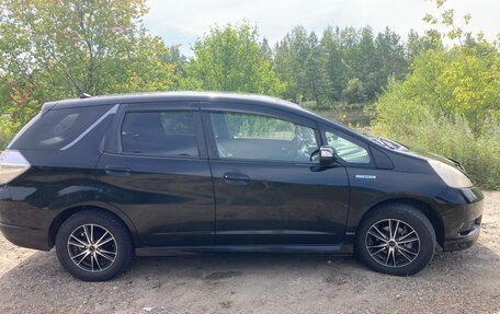Honda Fit Shuttle I рестайлинг, 2013 год, 800 000 рублей, 4 фотография