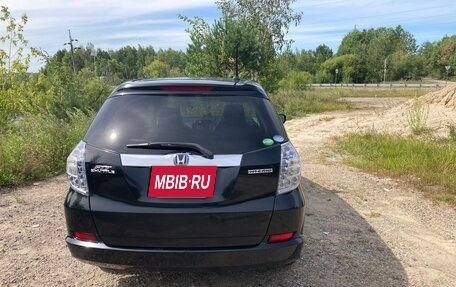Honda Fit Shuttle I рестайлинг, 2013 год, 800 000 рублей, 2 фотография