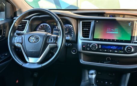 Toyota Highlander III, 2014 год, 2 590 000 рублей, 13 фотография