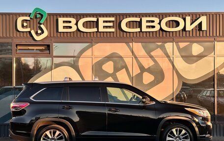 Toyota Highlander III, 2014 год, 2 590 000 рублей, 8 фотография