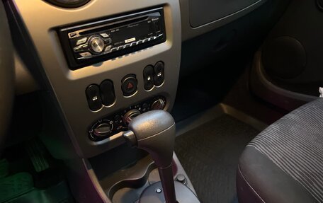 Renault Logan I, 2015 год, 890 000 рублей, 11 фотография