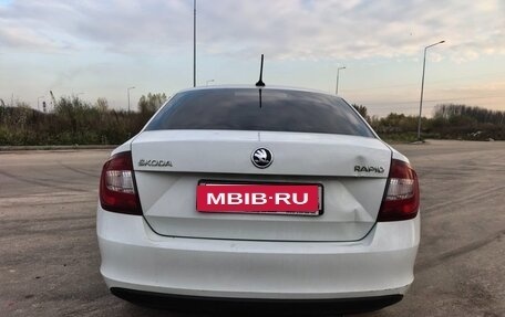 Skoda Rapid I, 2018 год, 640 000 рублей, 4 фотография