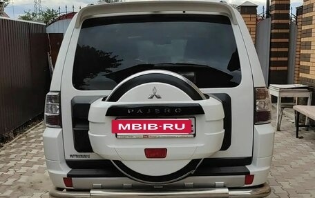 Mitsubishi Pajero IV рестайлинг 2, 2012 год, 2 300 000 рублей, 2 фотография