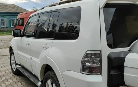Mitsubishi Pajero IV рестайлинг 2, 2012 год, 2 300 000 рублей, 4 фотография