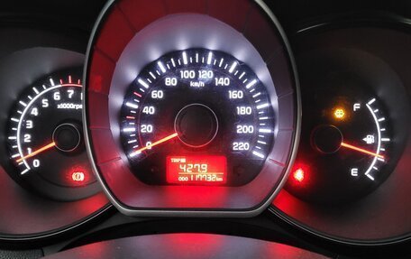 KIA Rio III рестайлинг, 2014 год, 680 000 рублей, 6 фотография